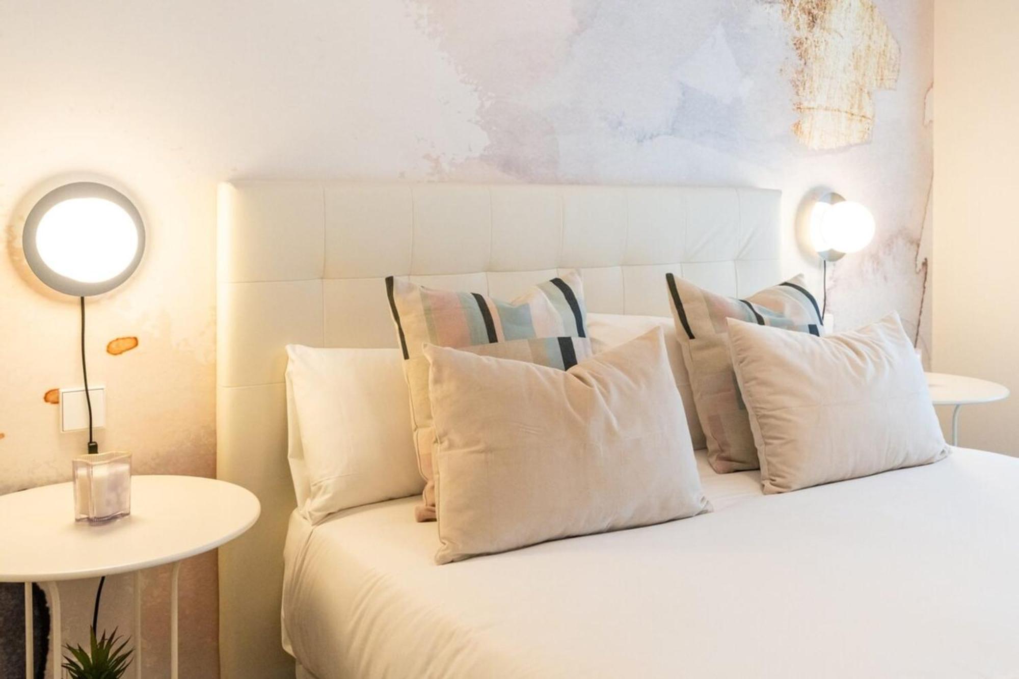 Chic 1bd Flat Wsauna & Balcony Tetuan Madrid! Apartamento