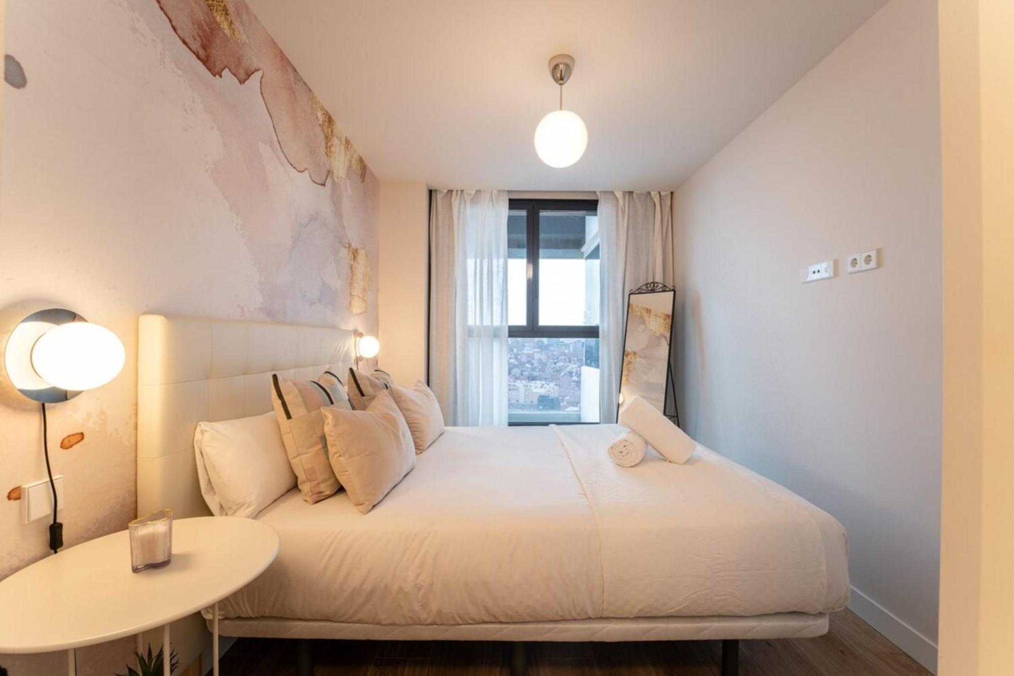 Chic 1bd Flat Wsauna & Balcony Tetuan Madrid! Apartment