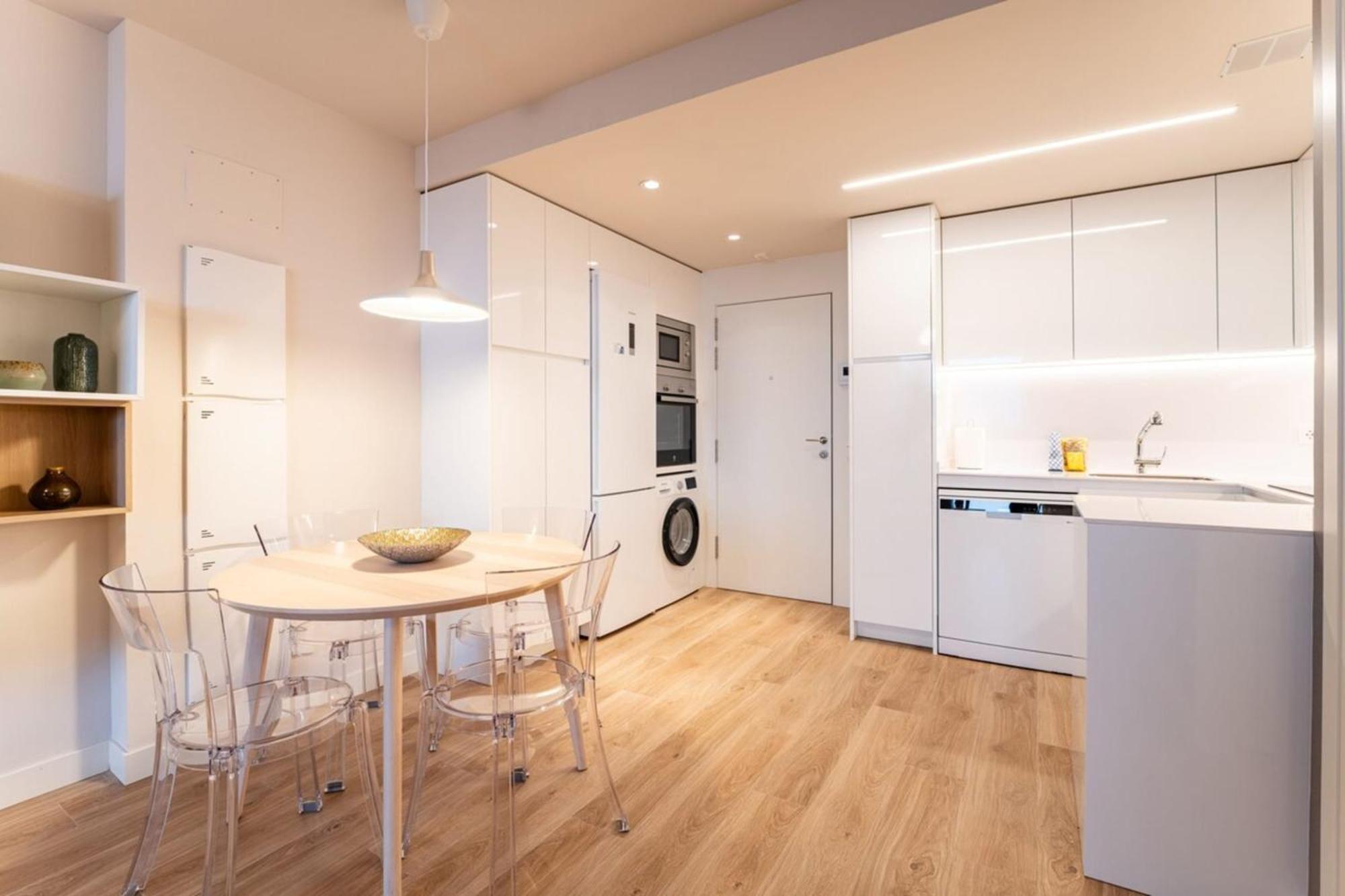 Chic 1bd Flat Wsauna & Balcony Tetuan Madrid! *