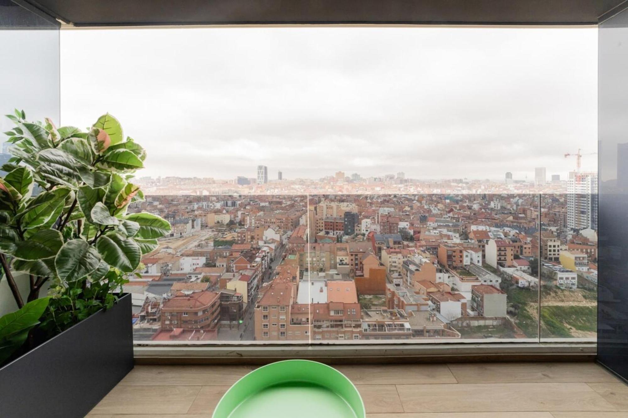 Apartamento Chic 1bd Flat Wsauna & Balcony Tetuan Madrid! Madrid
