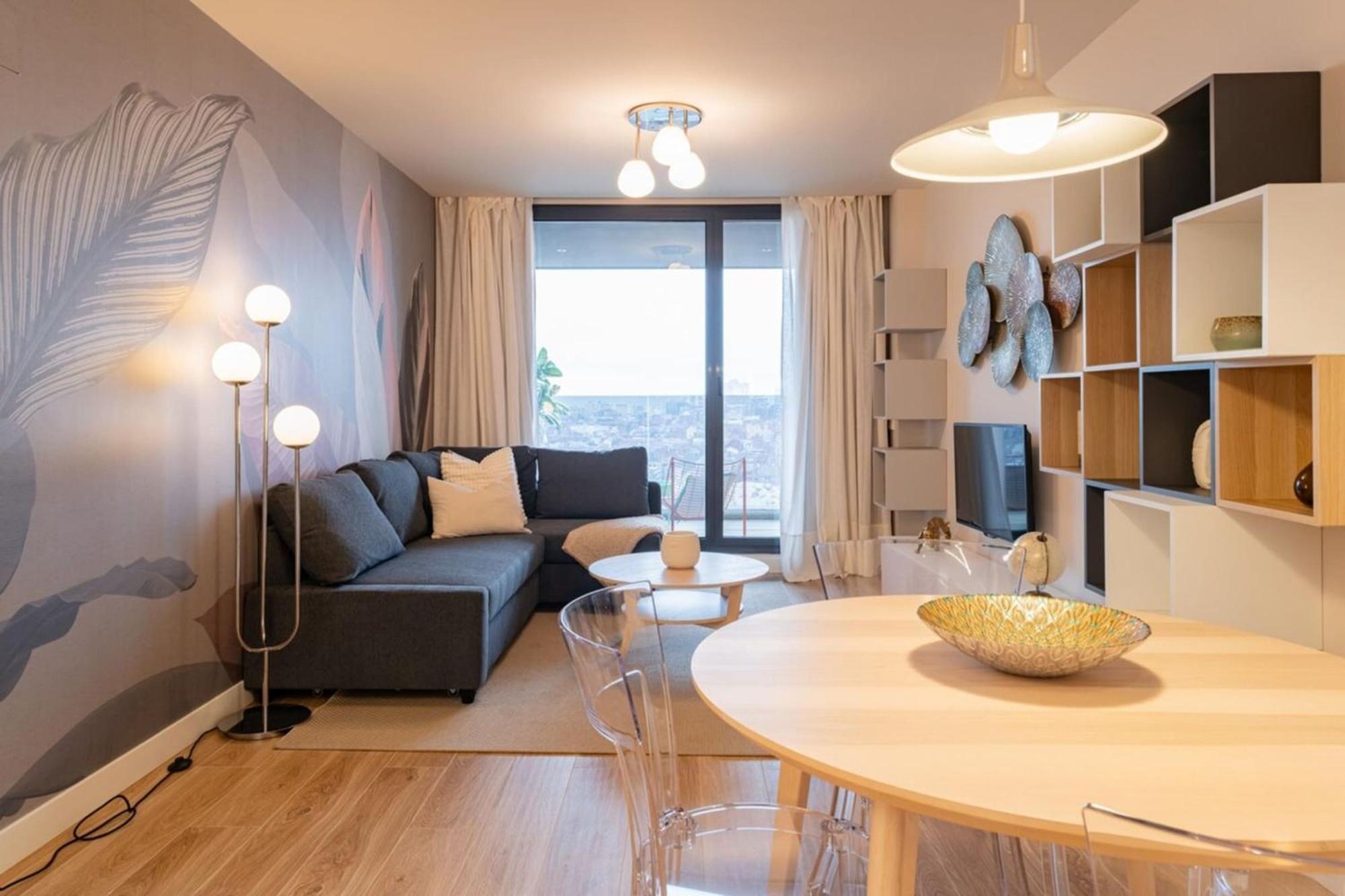 Chic 1bd Flat Wsauna & Balcony Tetuan Madrid! Apartamento Madrid